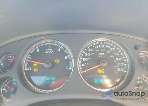 2008 Chevrolet Suburban K1500 Ls z USA, uszkodzony, nr VIN 1GNFK16398R177575